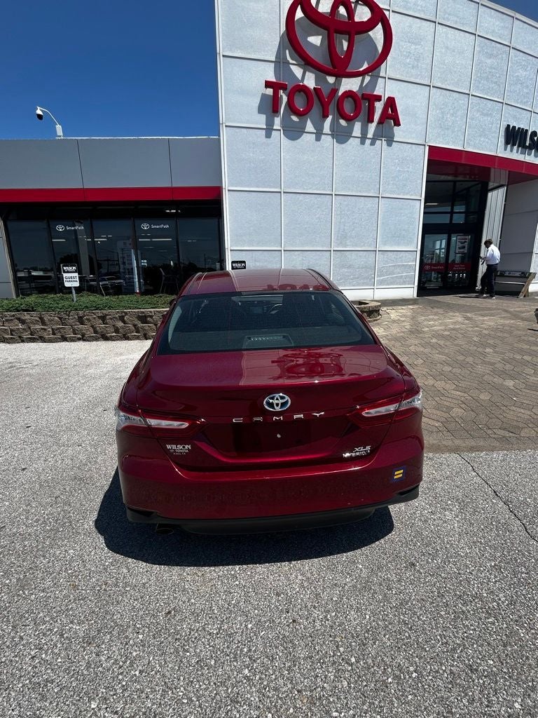 2018 Toyota Camry Hybrid XLE