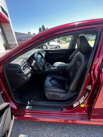 2018 Toyota Camry Hybrid XLE