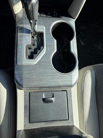 2012 Toyota Camry Hybrid XLE