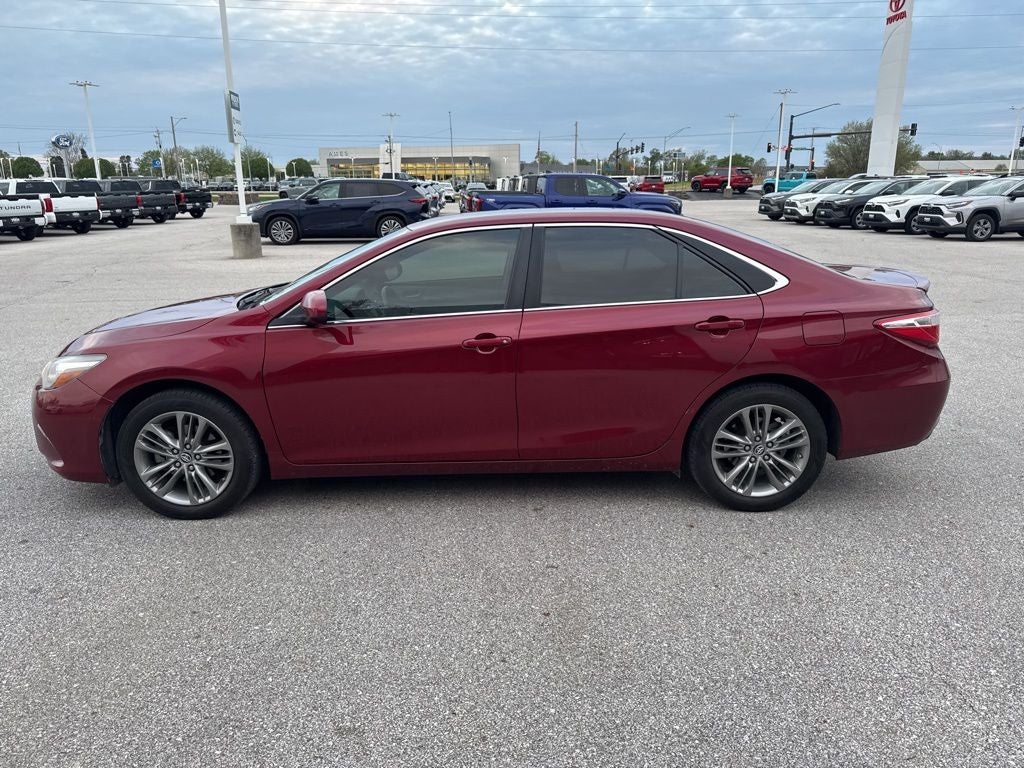 2017 Toyota Camry SE