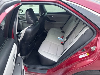 2017 Toyota Camry SE