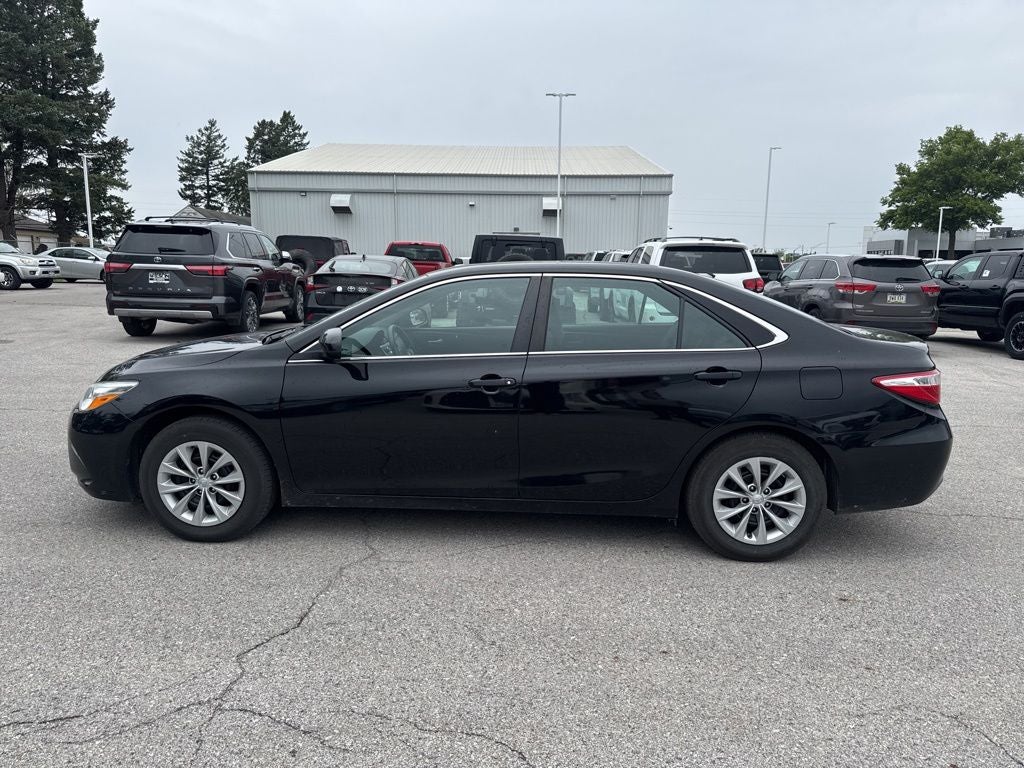 2017 Toyota Camry 2.5 Auto LE's photo