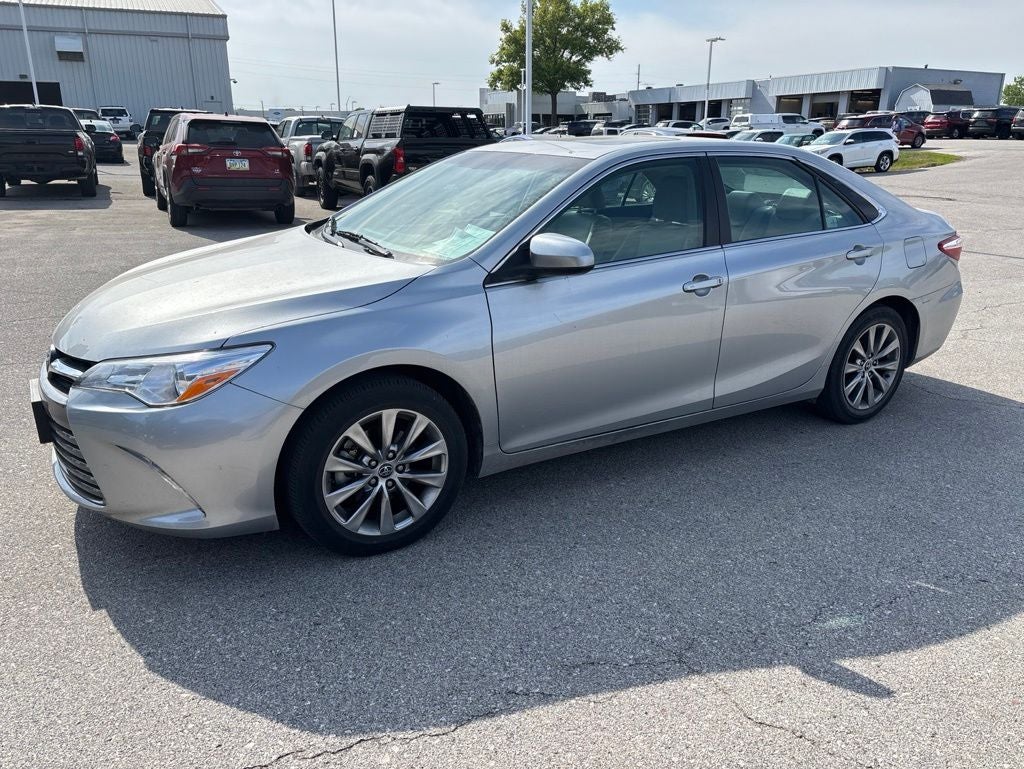 2016 Toyota Camry XLE