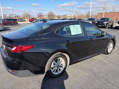 2025 Toyota Camry LE