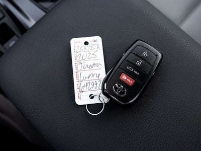 2025 Toyota Camry SE