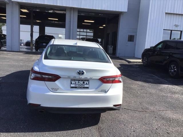 2021 Toyota Camry Hybrid XLE