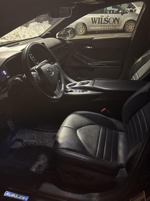 2022 Toyota Avalon Touring