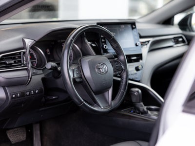 2022 Toyota Camry Hybrid XSE
