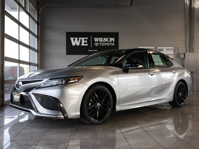 2022 Toyota Camry Hybrid XSE
