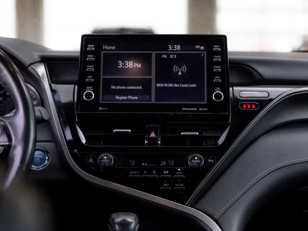 2022 Toyota Camry Hybrid XSE