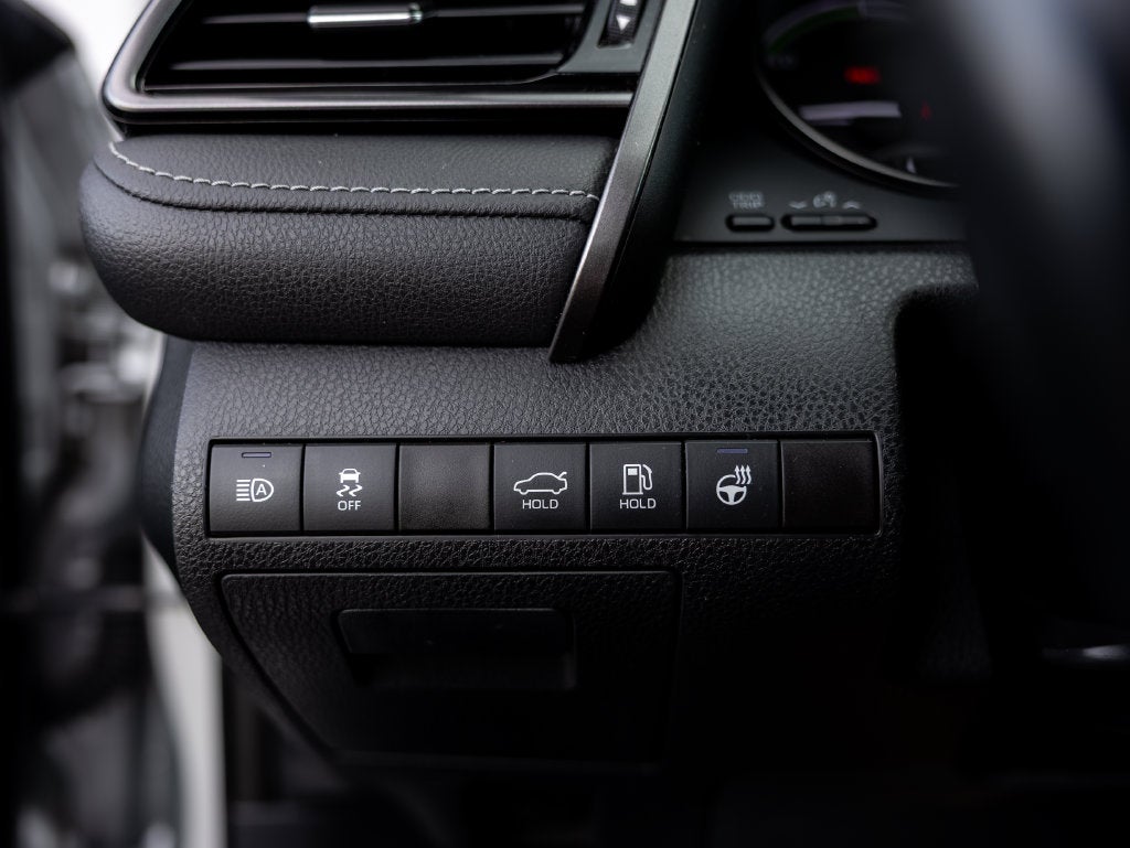 2022 Toyota Camry Hybrid XSE