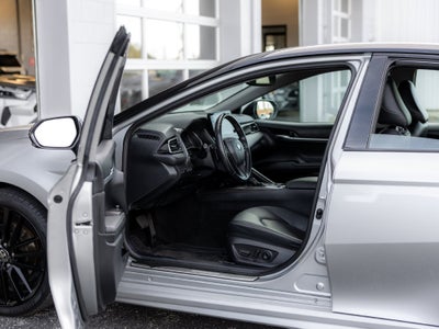 2022 Toyota Camry Hybrid XSE