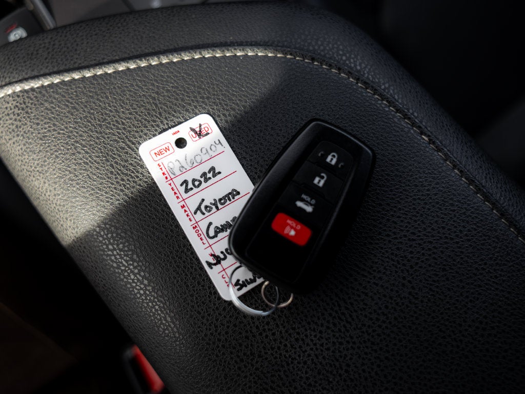 2022 Toyota Camry Hybrid XSE