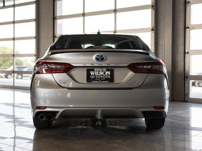 2022 Toyota Camry Hybrid XSE