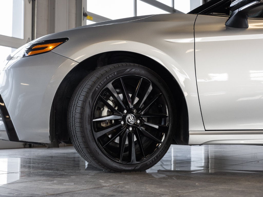 2022 Toyota Camry Hybrid XSE
