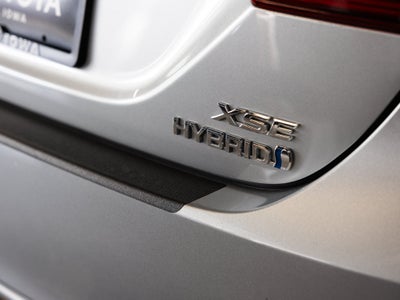 2022 Toyota Camry Hybrid XSE