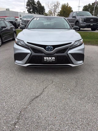 2022 Toyota Camry Hybrid XSE