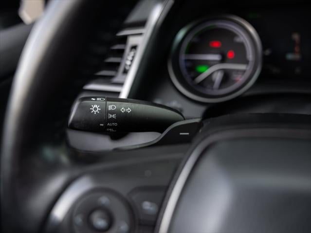2022 Toyota Camry Hybrid XSE
