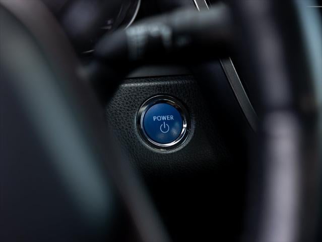 2022 Toyota Camry Hybrid XSE