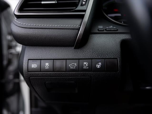 2022 Toyota Camry Hybrid XSE