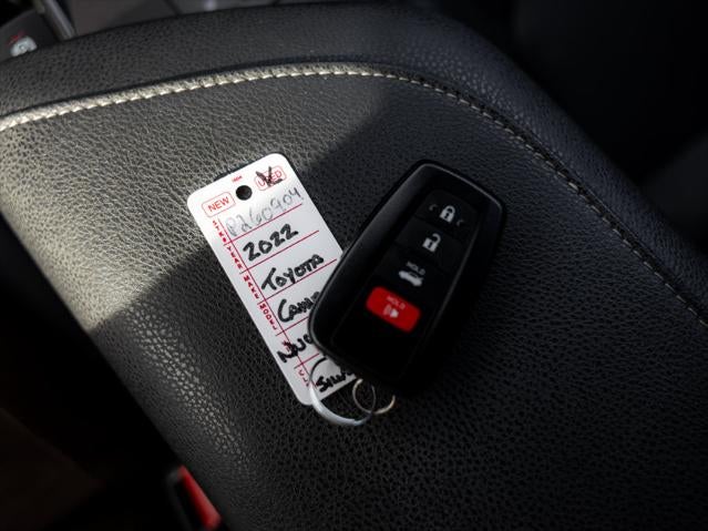 2022 Toyota Camry Hybrid XSE