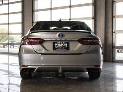2022 Toyota Camry Hybrid XSE