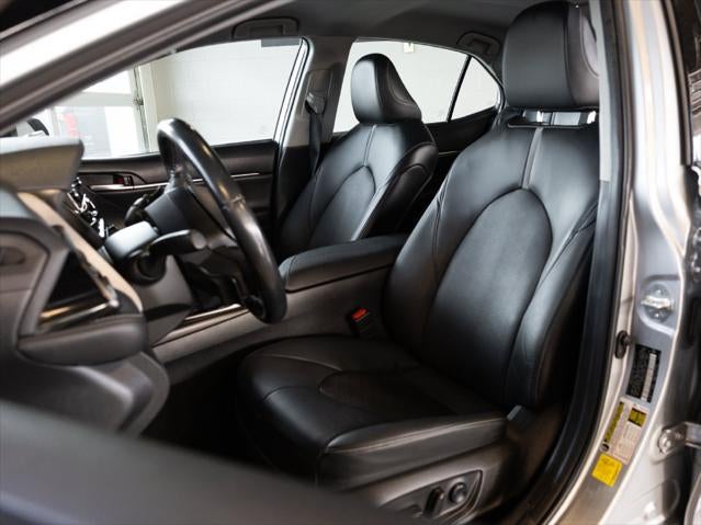 2022 Toyota Camry Hybrid XSE