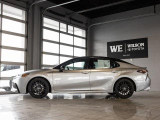 2022 Toyota Camry Hybrid XSE