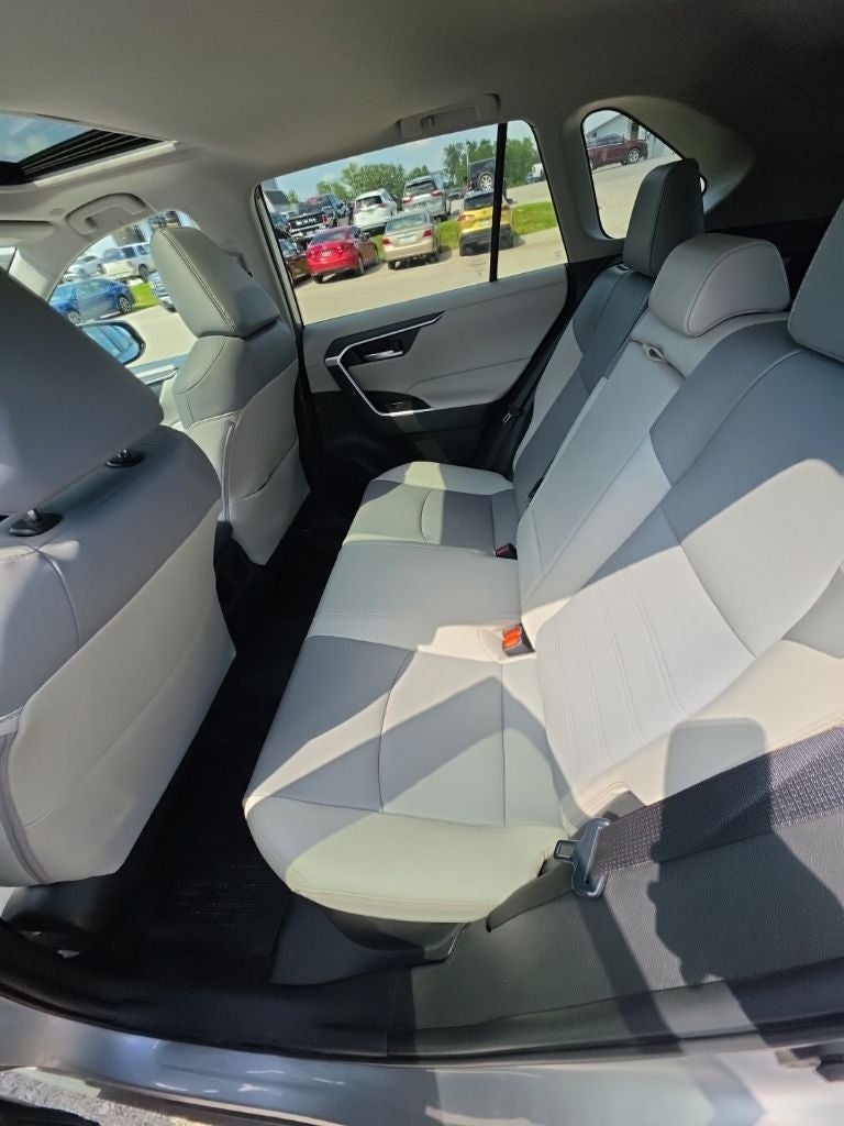 2023 Toyota RAV4 Hybrid XLE Premium