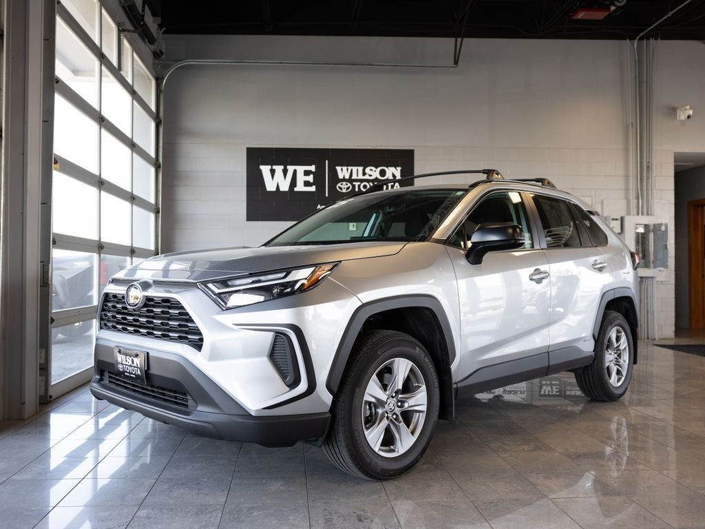 2025 Toyota RAV4 Hybrid LE