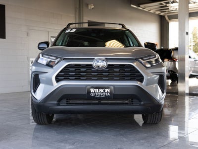 2025 Toyota RAV4 Hybrid LE