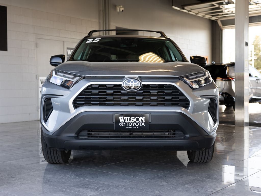 2025 Toyota RAV4 Hybrid LE