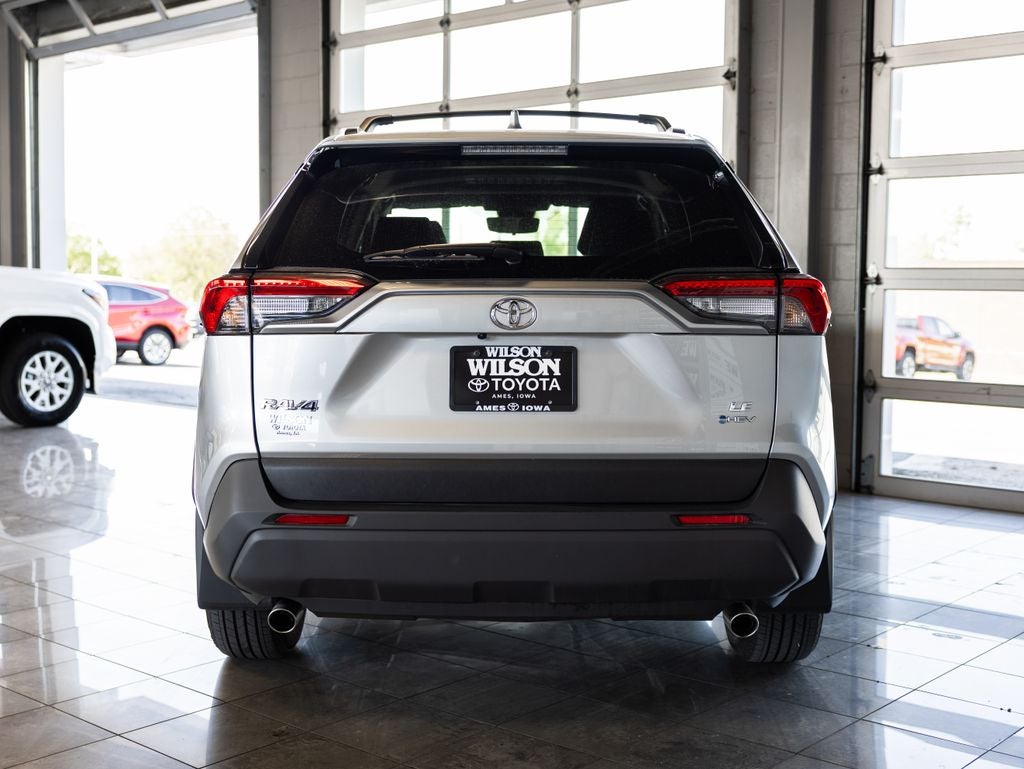 2025 Toyota RAV4 Hybrid LE