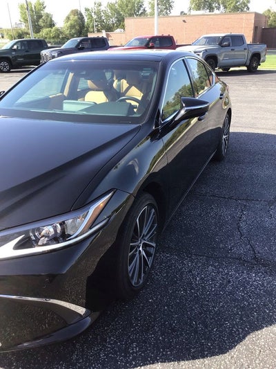 2022 Lexus ES 350