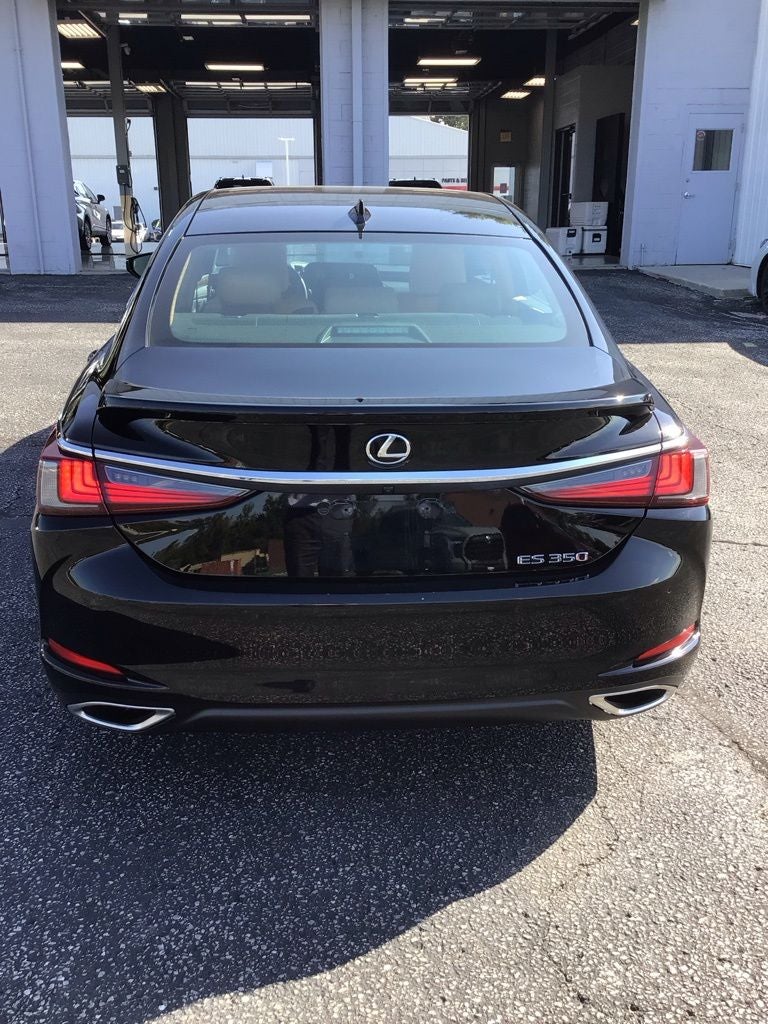 2022 Lexus ES 350