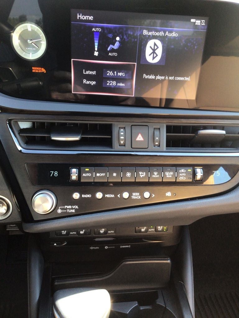 2022 Lexus ES 350