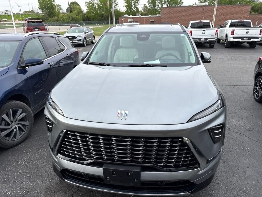 2025 Buick Enclave Avenir