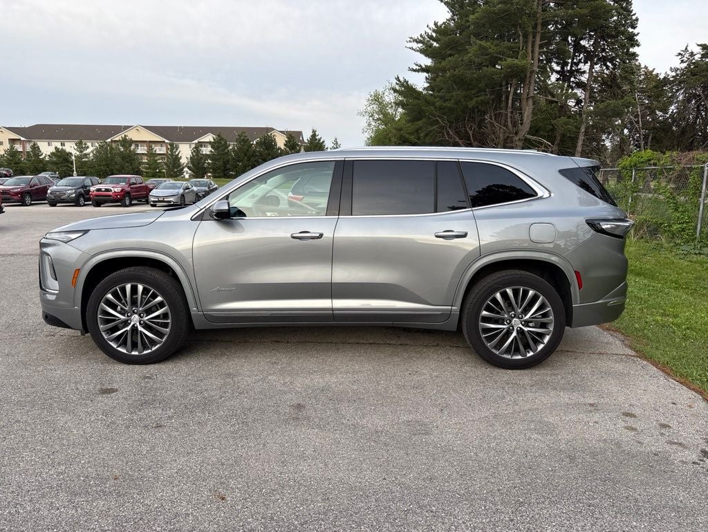 2025 Buick Enclave Avenir