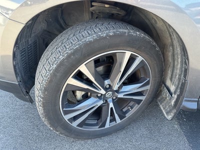 2017 Nissan Pathfinder Platinum