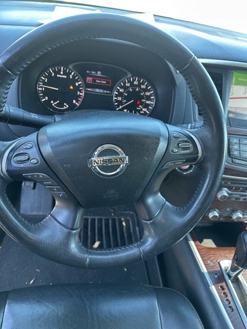 2017 Nissan Pathfinder Platinum