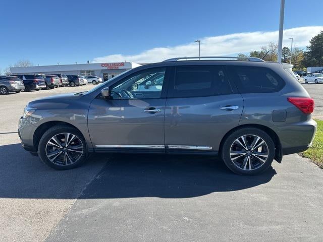 2017 Nissan Pathfinder Platinum