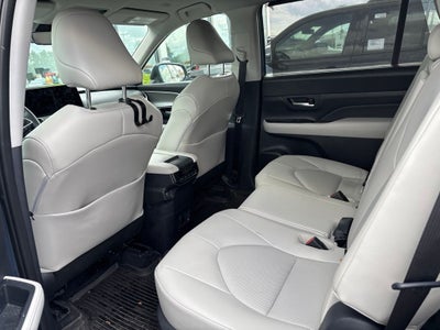 2025 Toyota Grand Highlander XLE