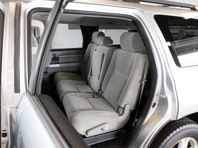 2017 Toyota Sequoia SR5 5.7L