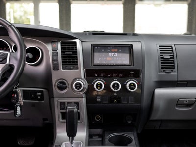 2017 Toyota Sequoia SR5 5.7L