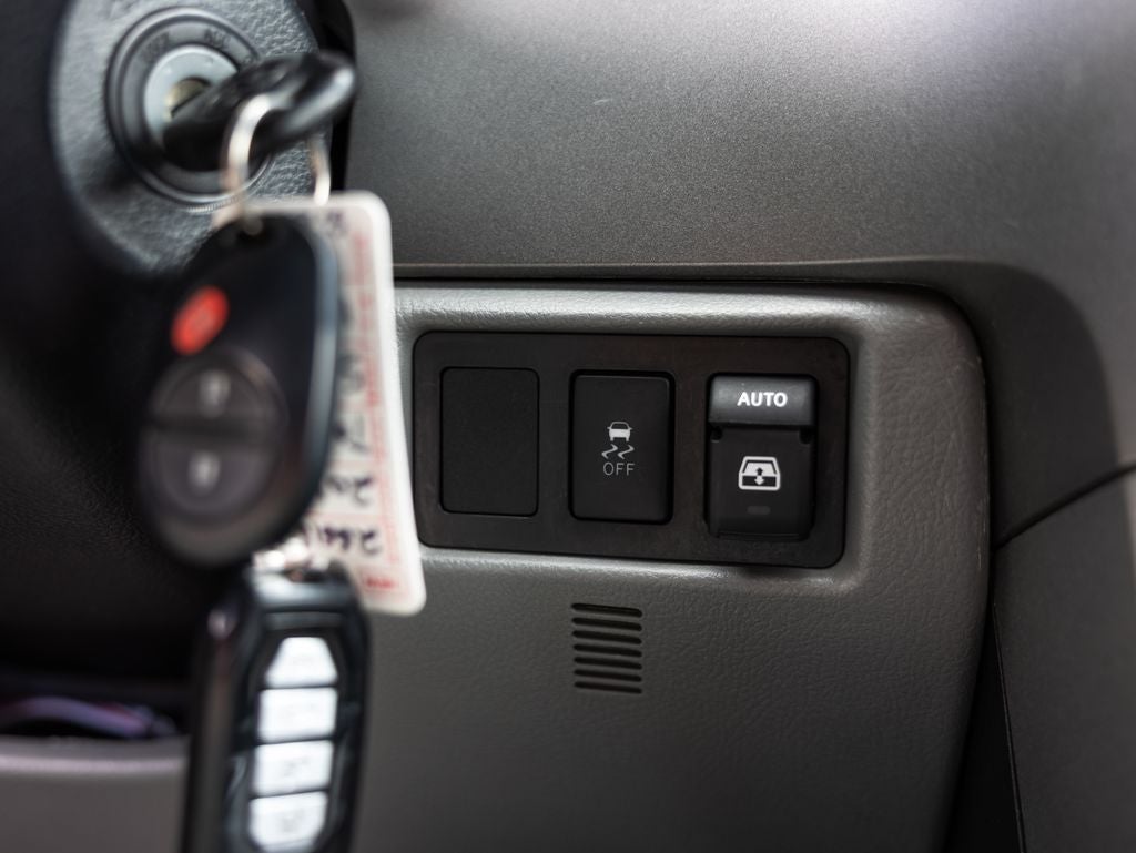 2017 Toyota Sequoia SR5 5.7L