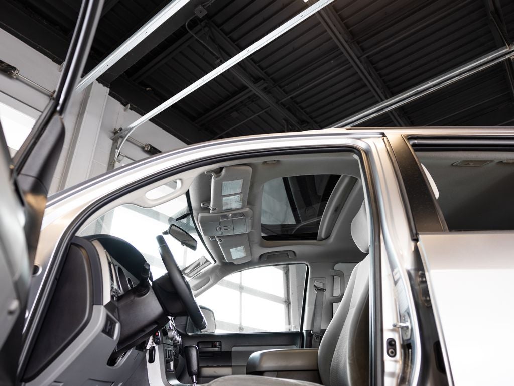 2017 Toyota Sequoia SR5 5.7L