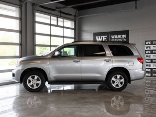 2017 Toyota Sequoia SR5 5.7L