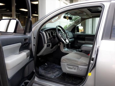 2017 Toyota Sequoia SR5 5.7L