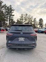 2023 Toyota Sienna XSE 7 Passenger