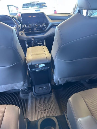 2022 Toyota Highlander Limited